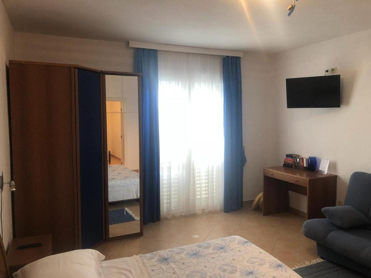 Villa Rosso Baška Voda Exterior foto