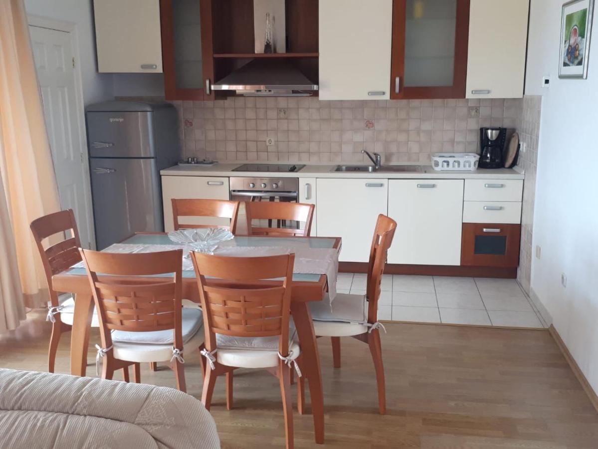 Villa Rosso Baška Voda Exterior foto