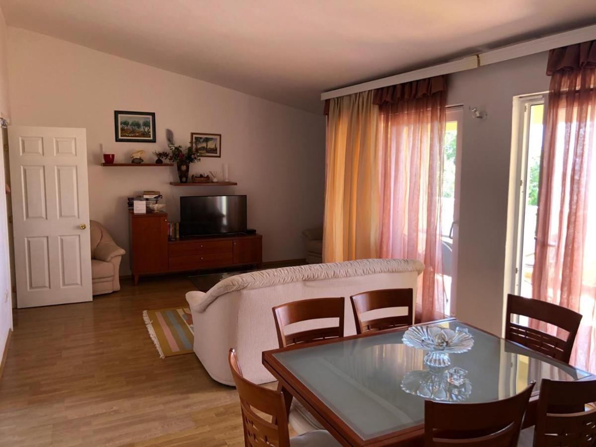 Villa Rosso Baška Voda Exterior foto