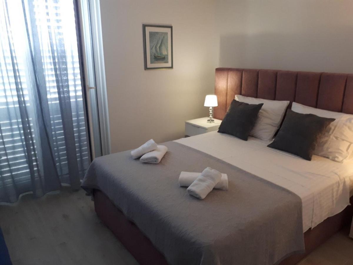 Villa Rosso Baška Voda Exterior foto